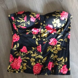 Guess bustier 🌹